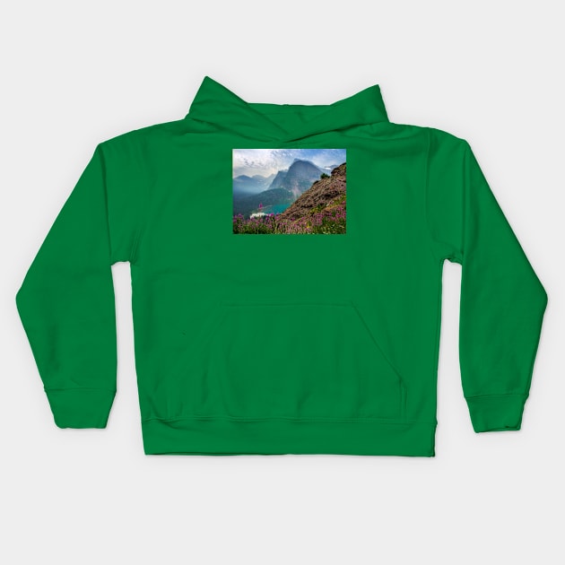 Grinnell Lake Kids Hoodie by algill